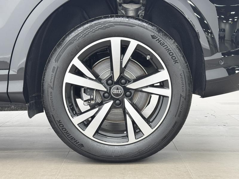 Audi Audi Q5L 2026