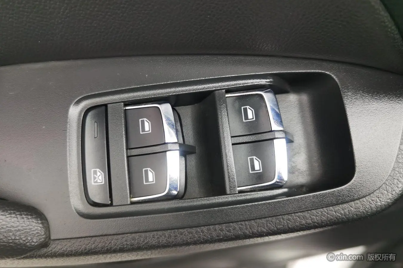 Roewe Roewe RX5 20T two-wheel drive manual 4G interconnection Platinum version