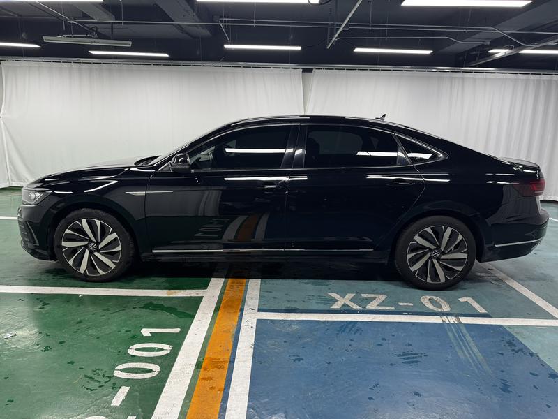 Volkswagen Passat 2024