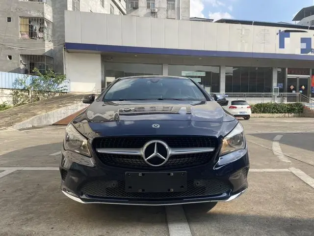 Mercedes-Benz Mercedes-Benz CLA CLA 200 dynamic type