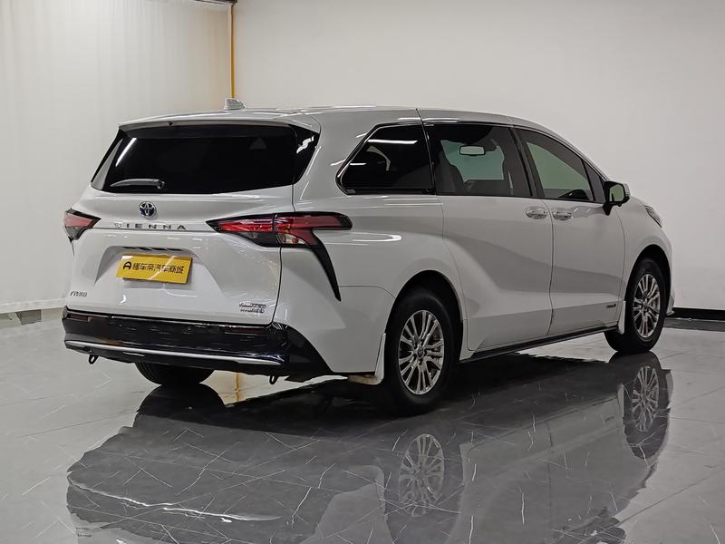 Toyota Sienna 2021