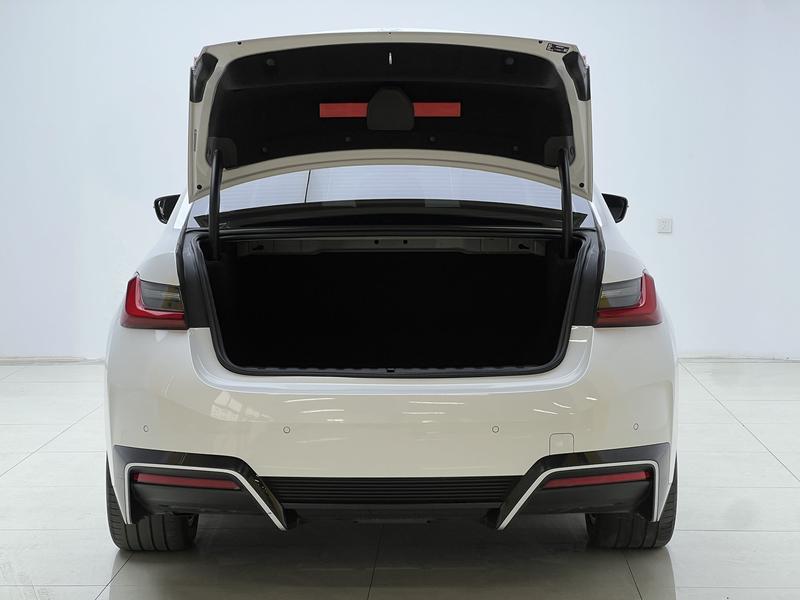 BMW BMW i3 2023