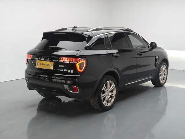 LYNK & CO Lynk 01 2.0T two-wheel drive Pro version