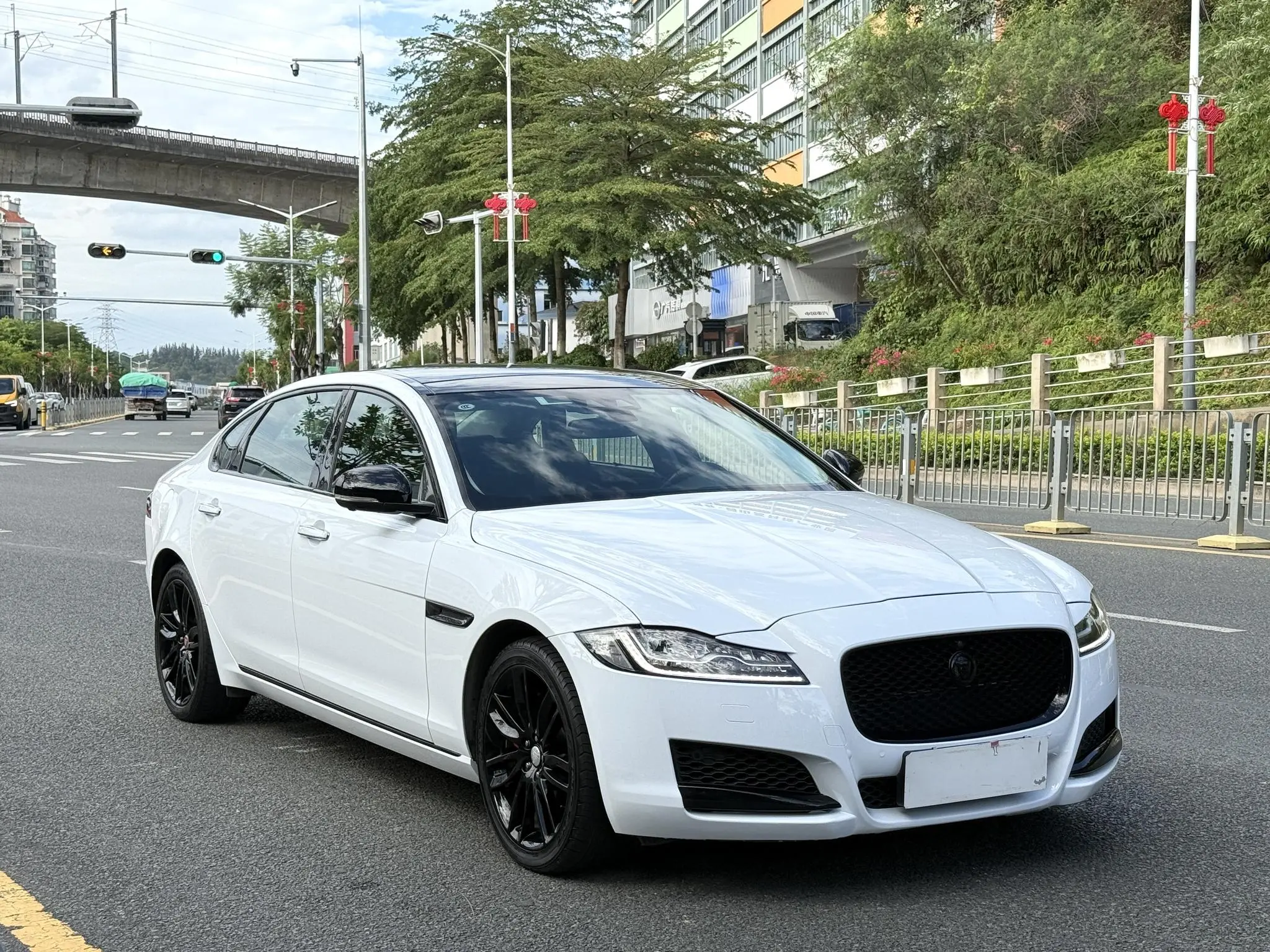 Jaguar Jaguar XFL 2.0T P250 four-wheel drive Exclusive Edition