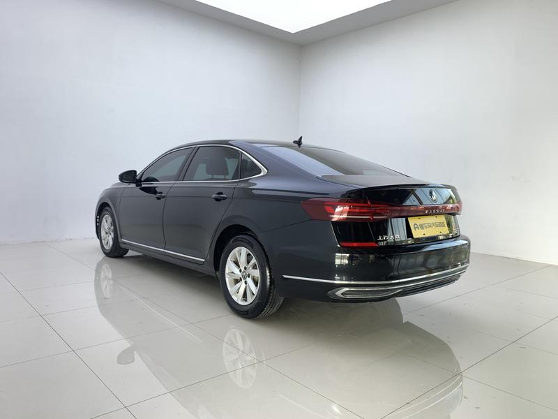 Volkswagen Passat 2023