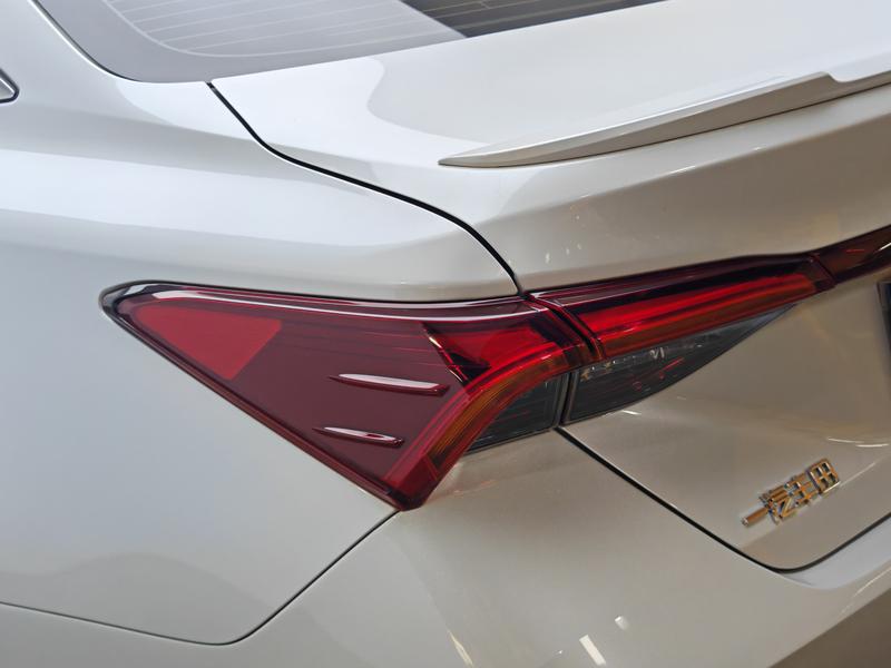 Toyota Asian Dragon 2023
