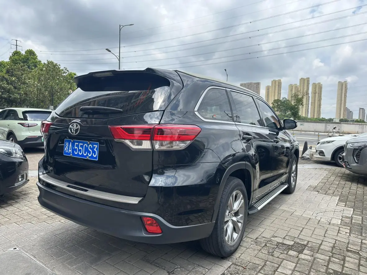 TOYOTA Highlander 2.0T two-wheel drive Elite Edition 5 seats