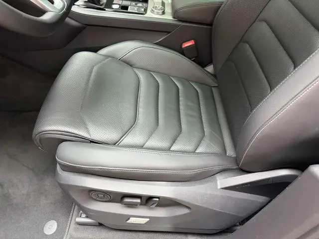 Volkswagen Touareg 2.0 TSI Ruiyi Edition Country VI