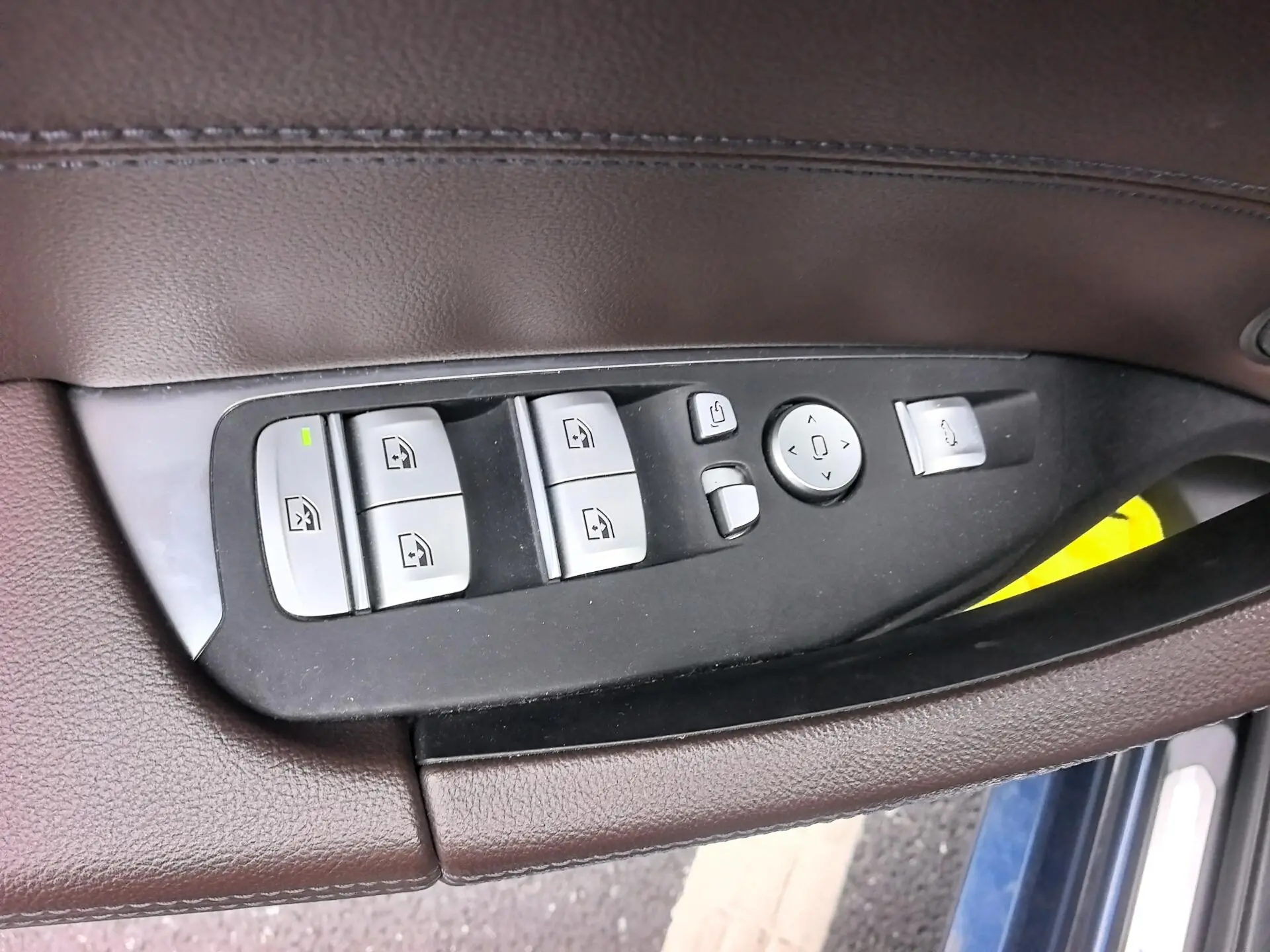 BMW BMW X3 xDrive28i M sports suit
