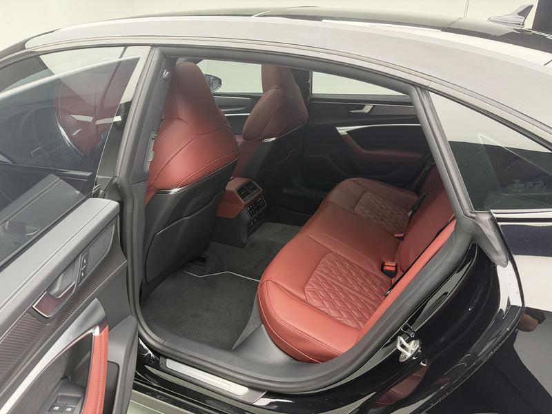 Audi Audi A7L 2024