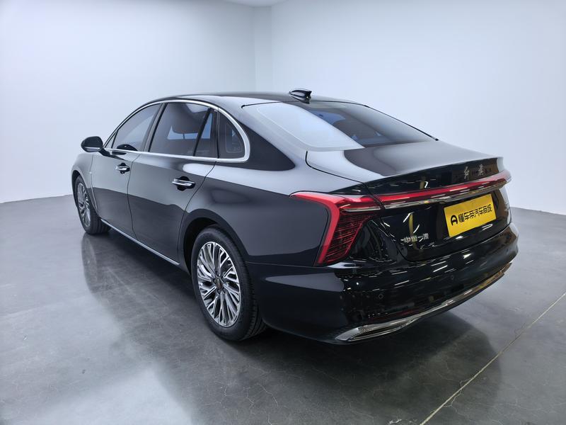 Hongqi Red Flag H5 2023