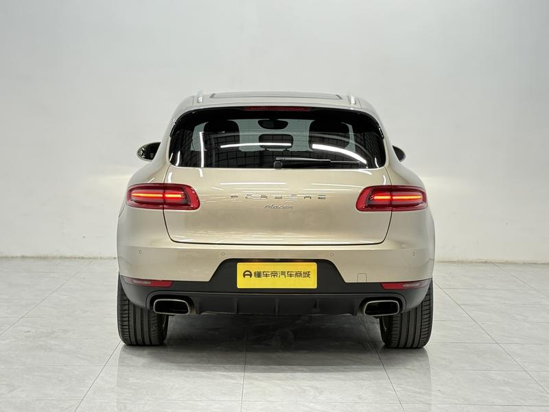 Porsche Macan 2014