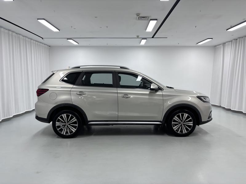 Roewe Roewe eRX5 2017