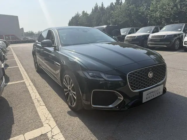 Jaguar Jaguar XFL 2.0T P250 two-wheel drive Exclusive Deluxe Edition