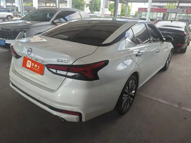 Nissan Teana 2.0L XL-TLS Enjoy Edition