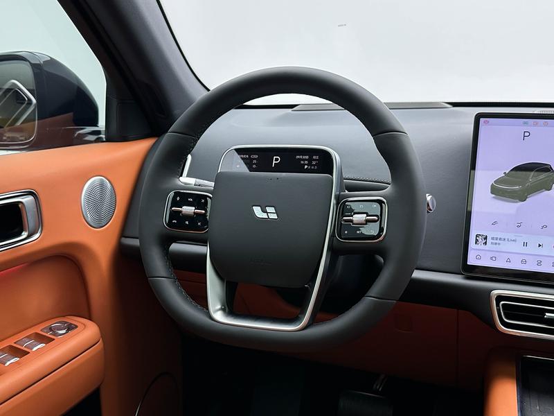 Li Auto Ideal L7 2025
