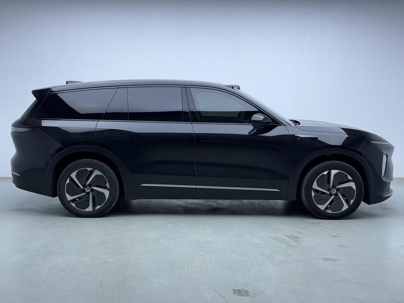 NIO NIO ES8 2023
