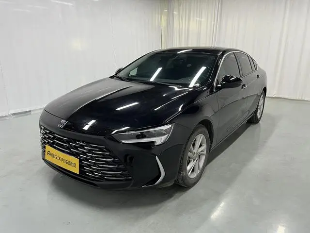 Buick Regal 25T Premium Edition