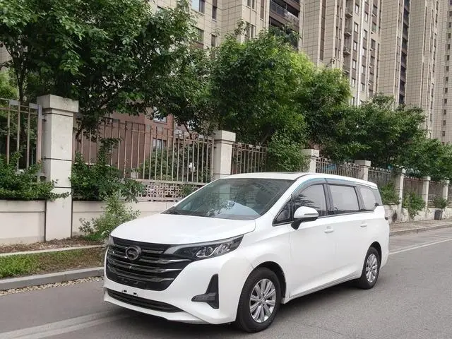 GAC Trumpchi M6 270T automatic Deluxe Edition 7-seater Country VI