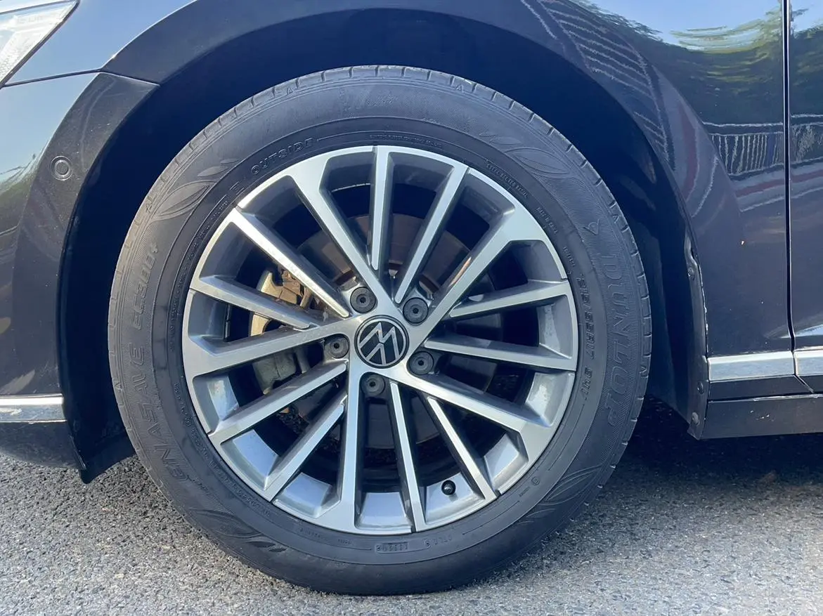 Volkswagen Magotan 380TSI DSG Luxury