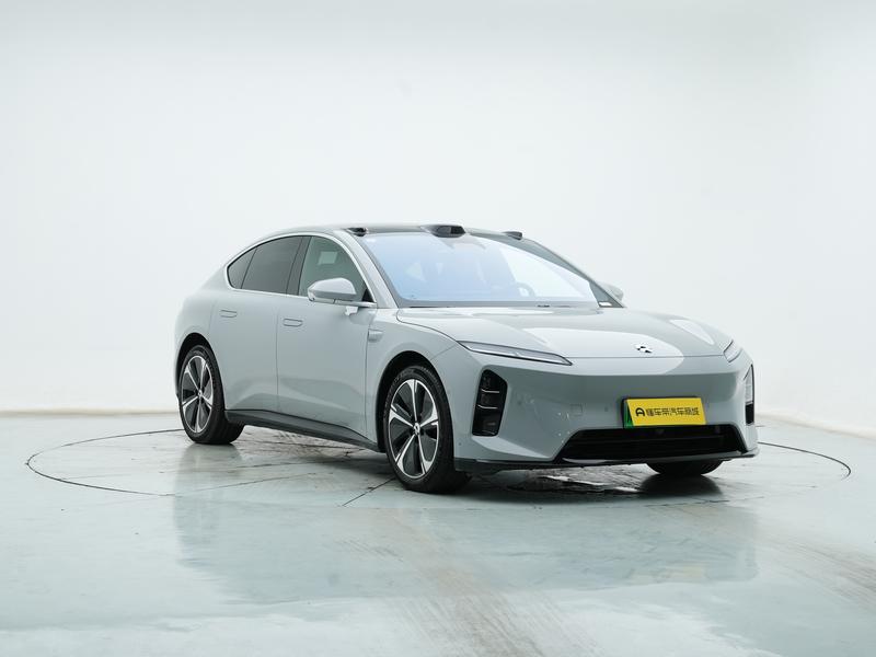 NIO NIO ET5 2025