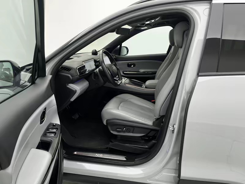 NIO NIO ES6 2020