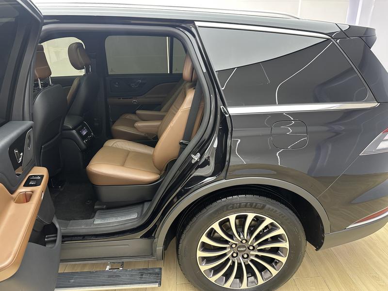 Lincoln aviator 2023
