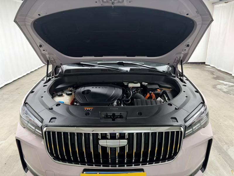 Geely Emgrand L 2024