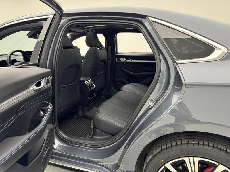 Geely Geely Preface 2025