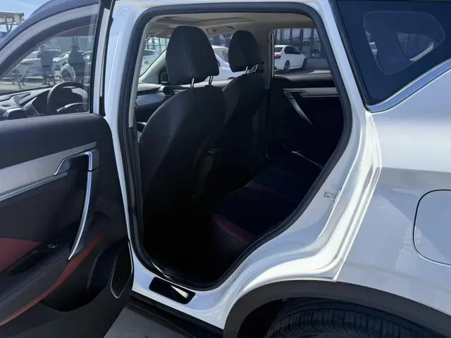 Geely Binyue 240T DCT Diamond Edition