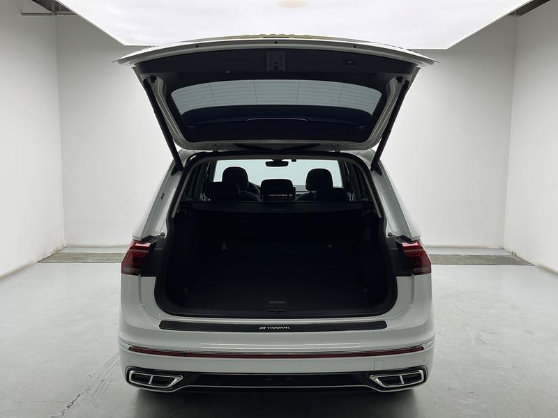 Volkswagen Tiguan L PHEV 2023
