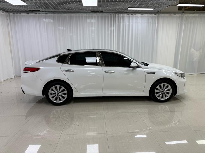 Kia Kia K5 2016