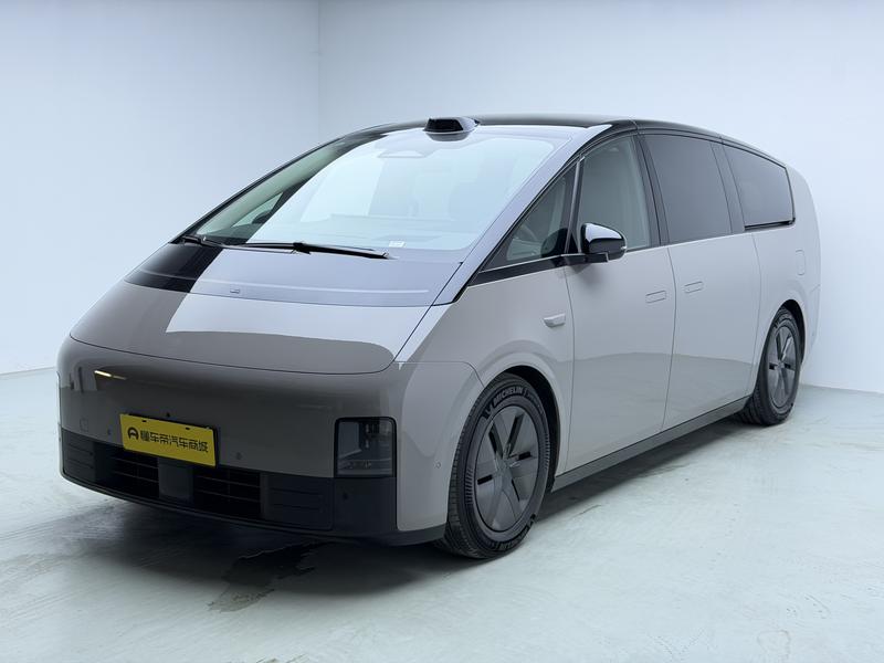 Li Auto Ideal MEGA 2024