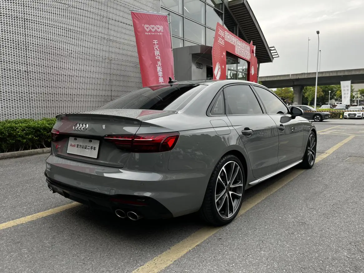 Audi Audi S4 3.0TFSI