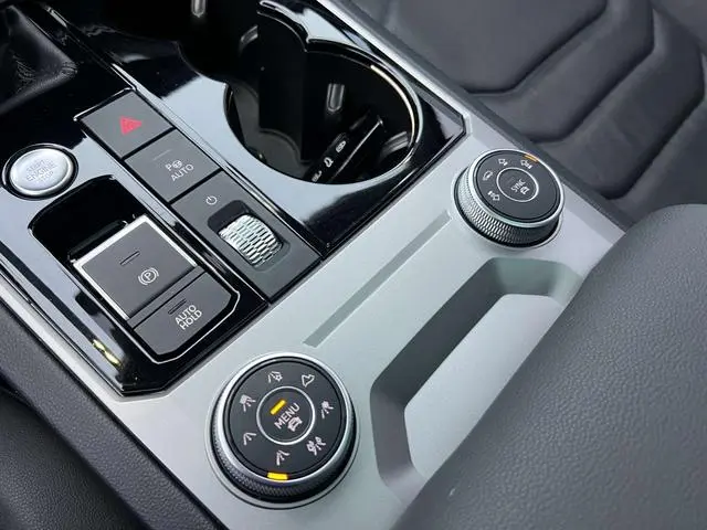 Volkswagen Touareg 3.0 TSI Sharp Edition