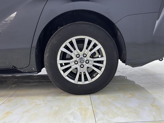 Toyota Sienna 2023