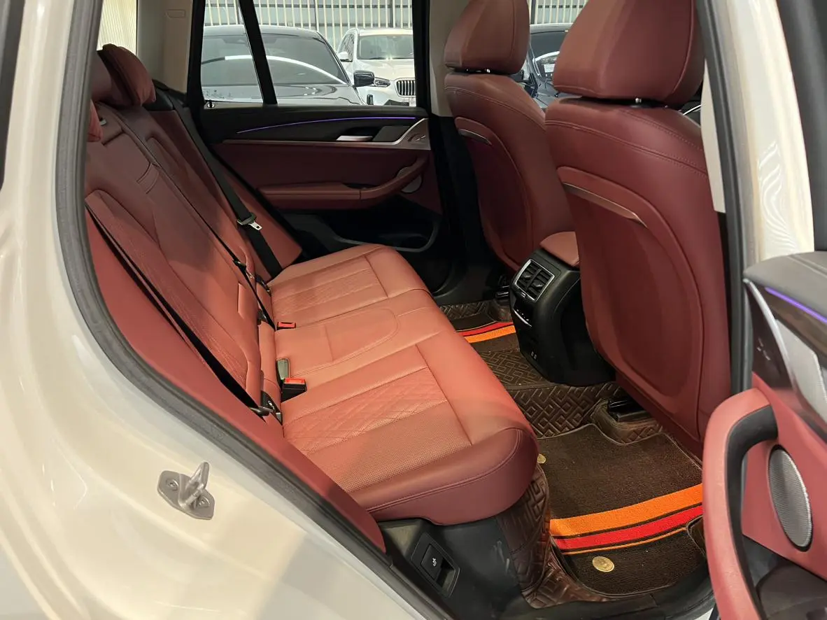 BMW BMW X3 The second facelift xDrive30i leading M Yao Ye suit