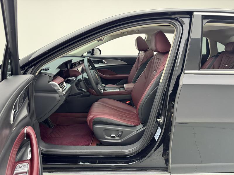 Hongqi Red Flag H5 2024