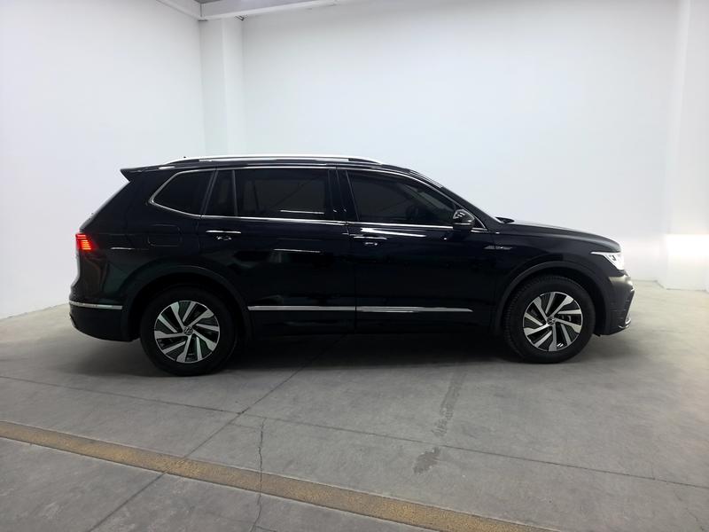 Volkswagen Tiguan L PHEV 2022