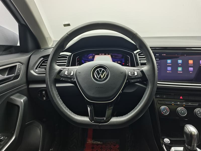 Volkswagen T-Roc 2021