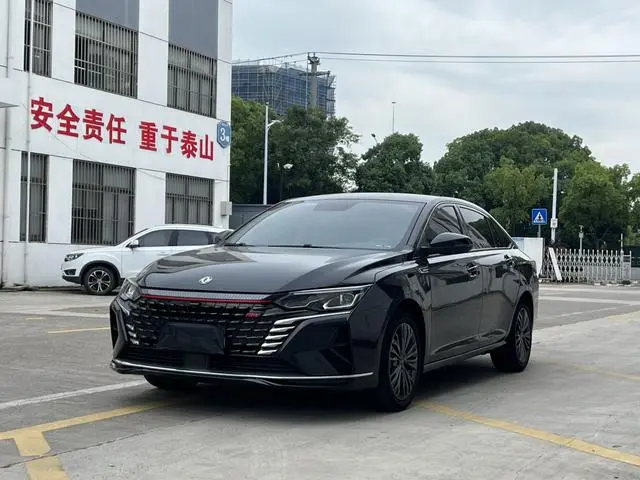 Dongfeng Fengshen Yi Hyun MAX 1.5T super cool Trendy Dad Version