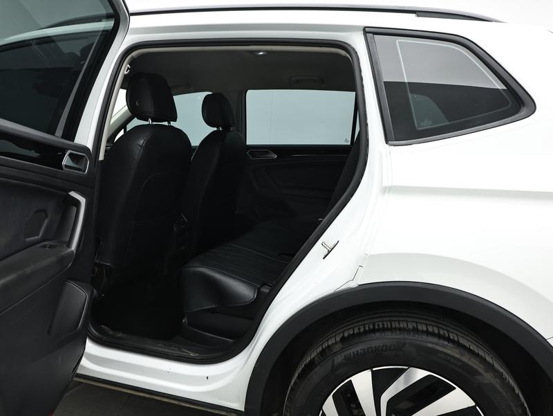 Volkswagen Tiguan L 2023