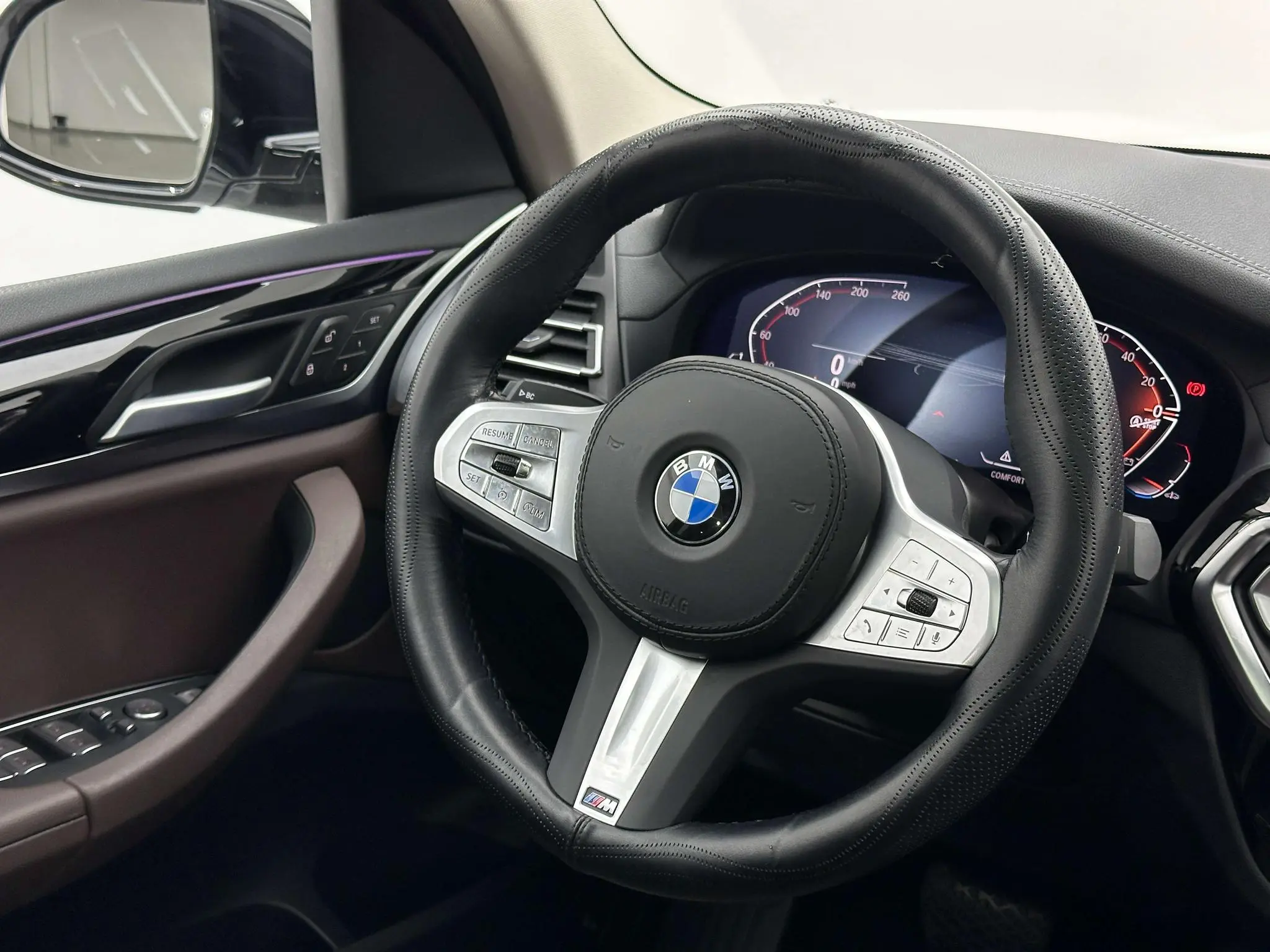 BMW BMW X3 Facelift xDrive25i M sports suit