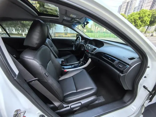 Honda Accord 2.0L Comfort Version