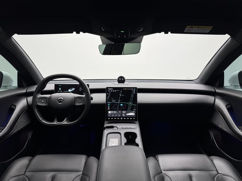 NIO NIO ET5 2024