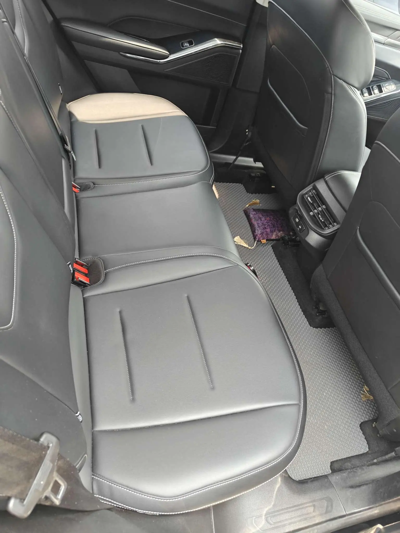 Haval Haval H6 The third generation 1.5 GDIT automatic Pro version