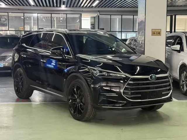 BYD Tang DM DM 2.0T four-wheel drive high-performance version of the Genesis flagship