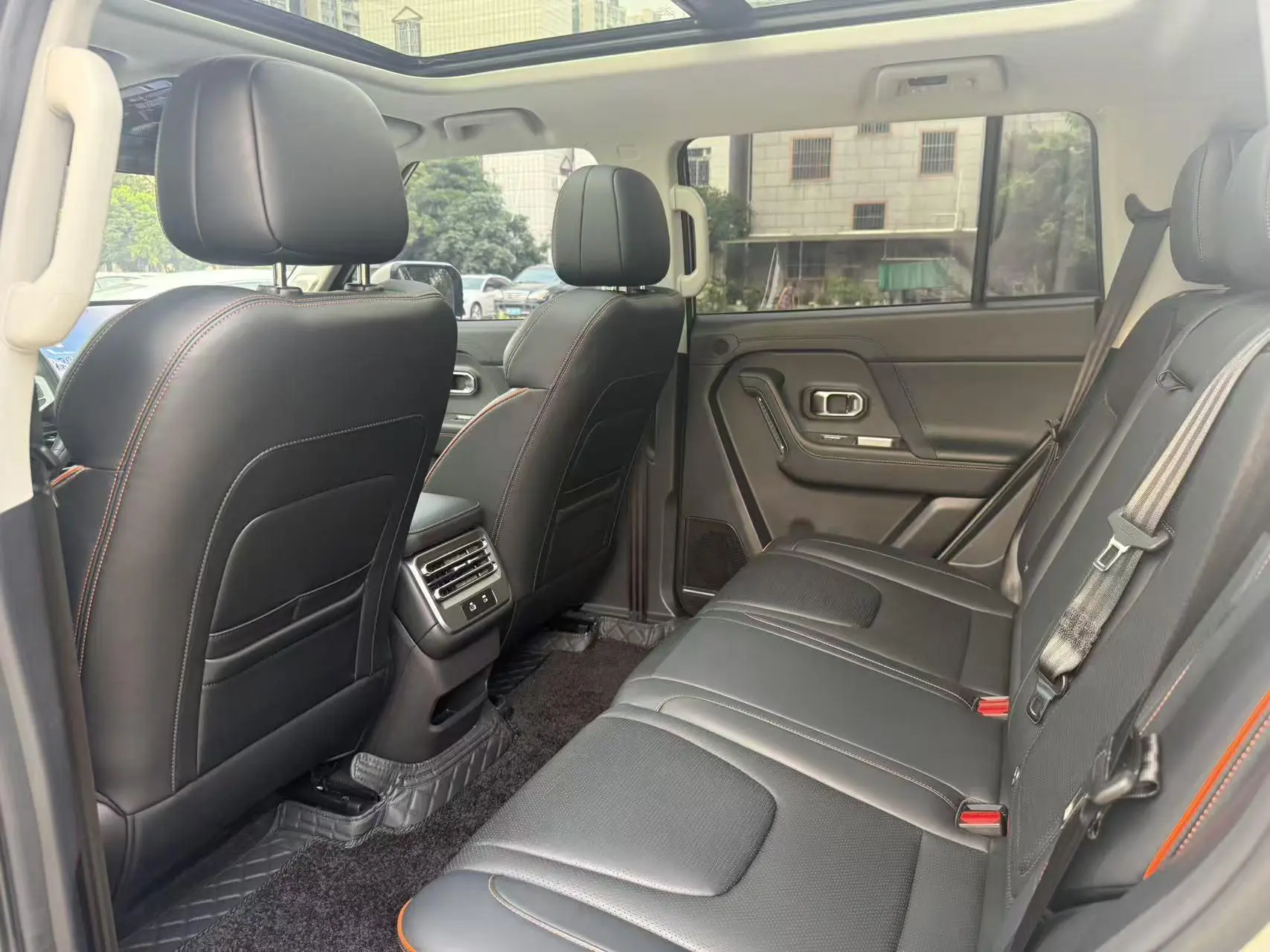 Jetour Jietu Shanhai T1 1.5TD DHT 150KM two-wheel drive Discovery version