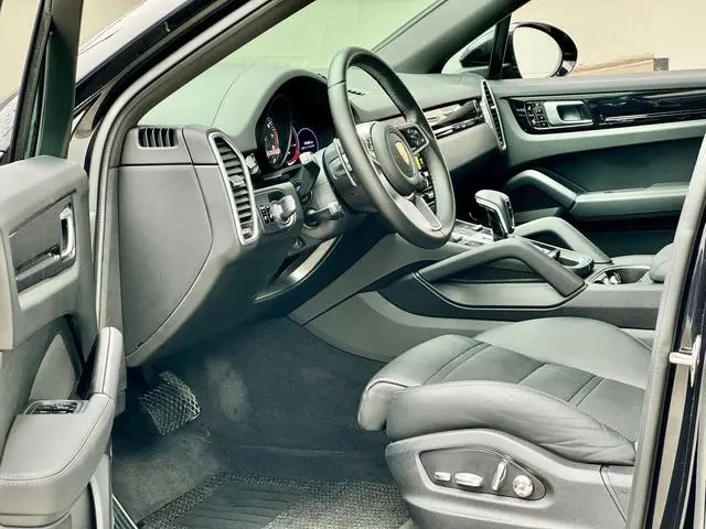 Porsche Cayenne Coupé E-Hybrid Cayenne E-Hybrid Coupé 2.0T
