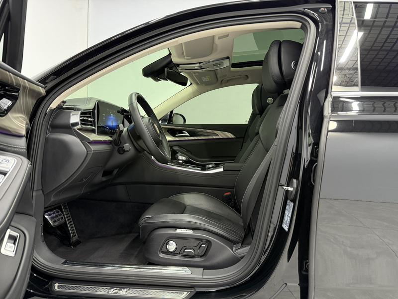 Hongqi Red Flag H9 2020